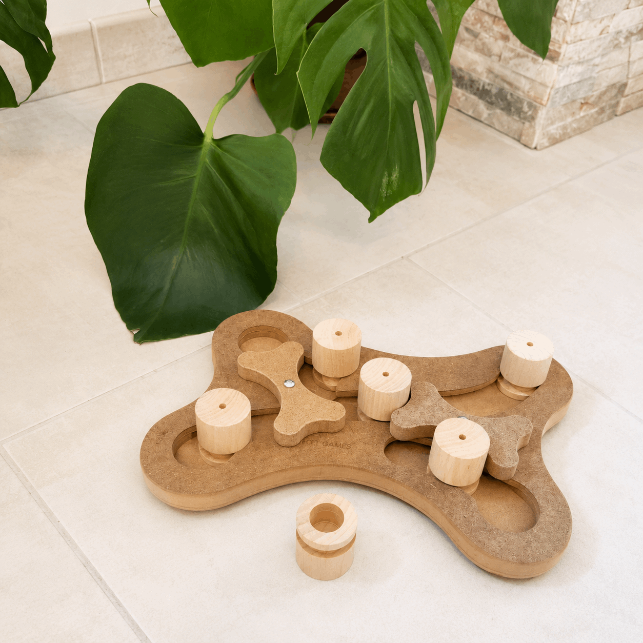 Jeu d'intelligence pour chien et chat Holt Games BOT – Niveau 2 - Boutique Aux Trois Pattes