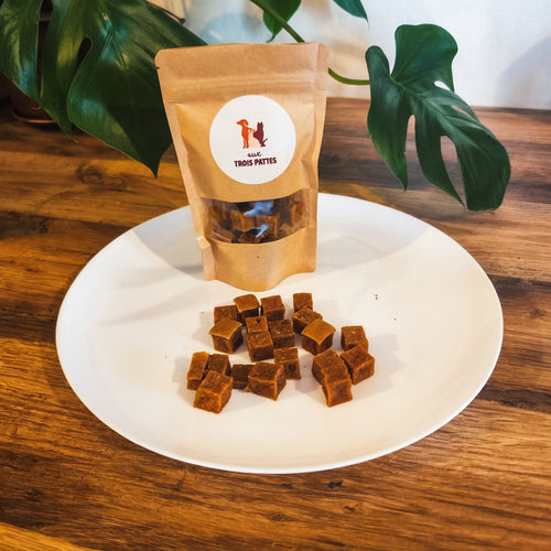 Friandises d’éducation pour chien – Cubes de poulet 300 g - Boutique Aux Trois Pattes